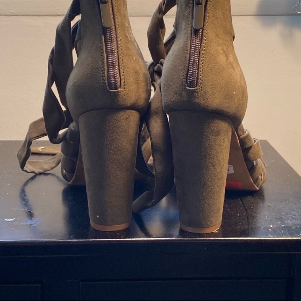 Torrid strappy shoes - Picture 3 of 3